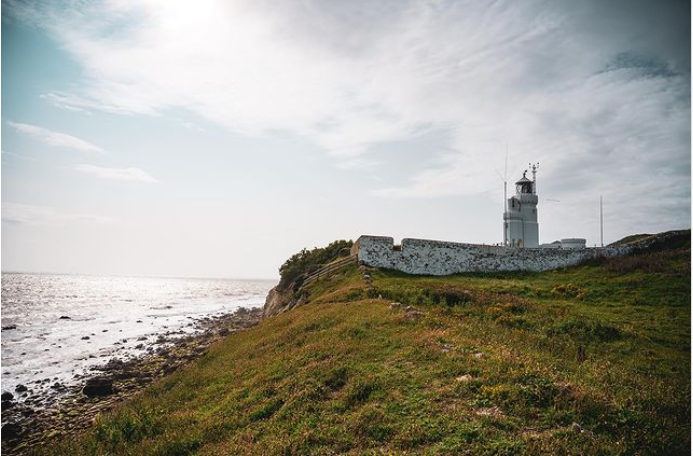 I want to live here. @michaelwhite1  on Instagram
 
#stcatherineslighthouse #lighthouse #lighthouses #lighthousesofinstagram #lighthouse_lovers #isleofwightlife #isleofwightshots #travelphotography #travellove #nikonz
